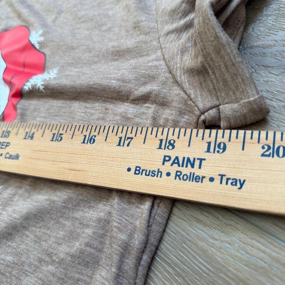 Snoopy‎ Christmas Graphic Tee Womens Small Brown Peanuts Holiday Shirt - Picture 3 of 5